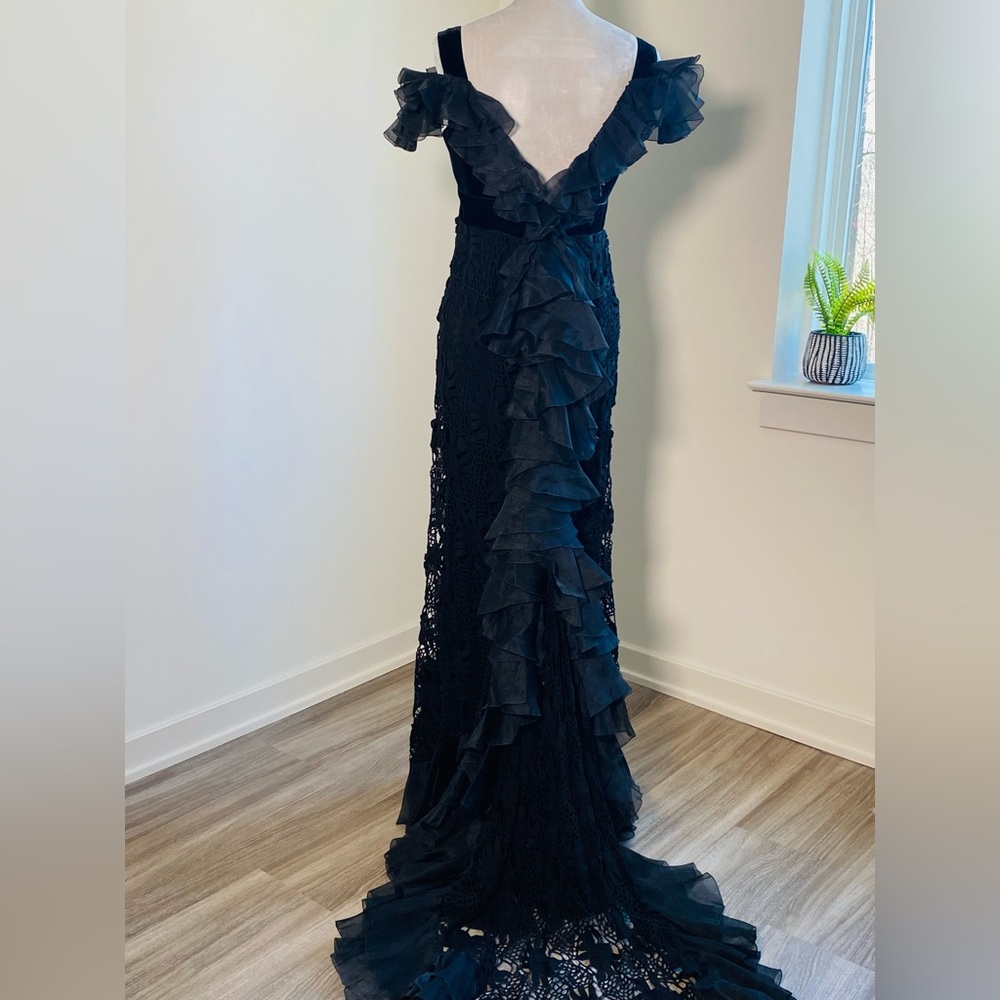 Ellie Saab Velvet Black Gown